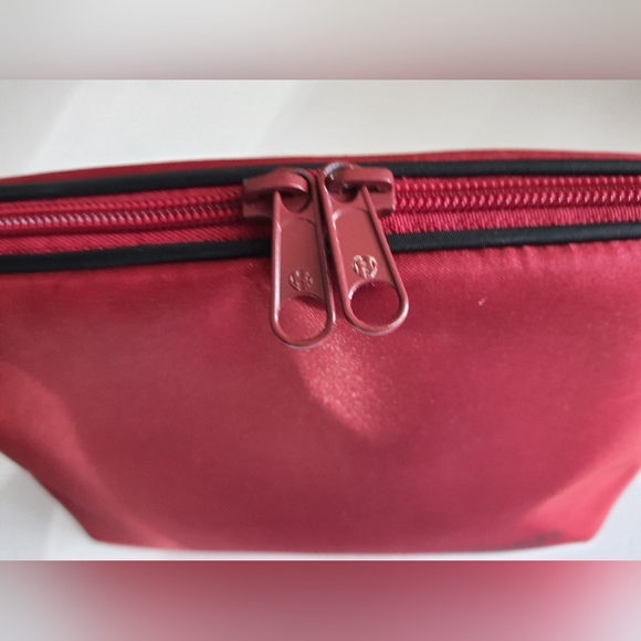 Chanel Parfums Cosmetic/travel Pouch - Picture 3 of 3